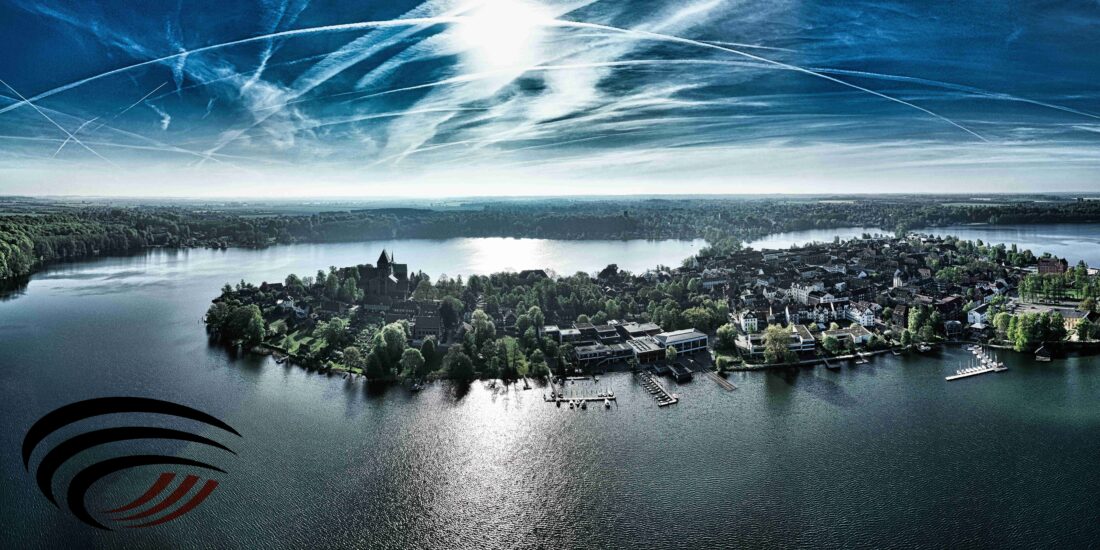 Die Stadt Ratzeburg aus der Luft betrachtet.
